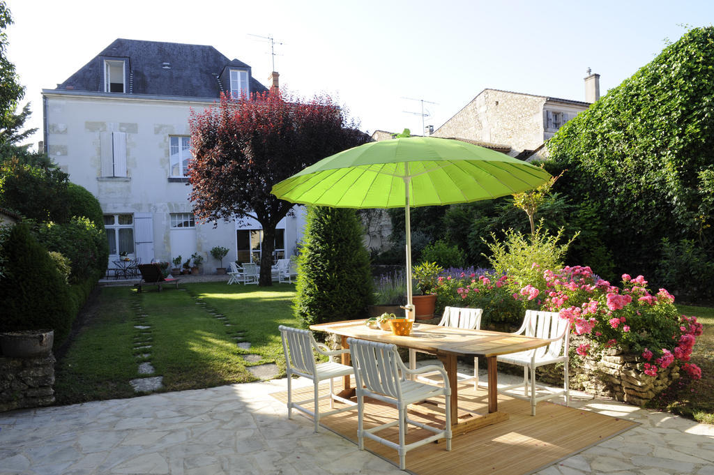 Chambres D'Hotes Les Tilleuls คอญญัก ภายนอก รูปภาพ